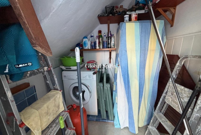 Resale - HOUSE -
TORREVIEJA - Carrefour