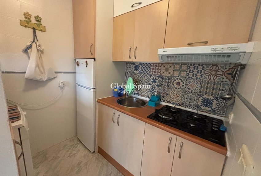 Resale - HOUSE -
TORREVIEJA - Carrefour