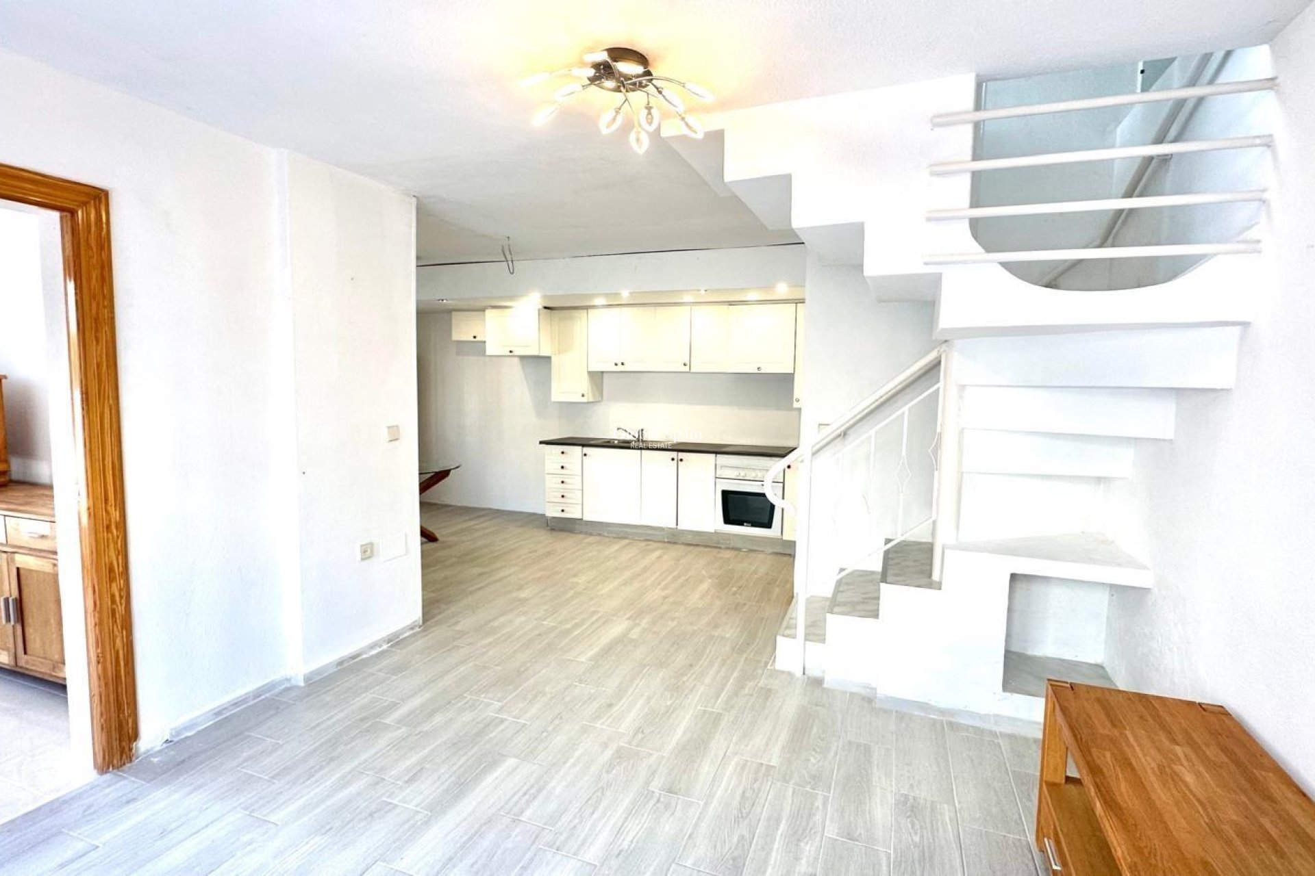 Resale - HOUSE -
TORREVIEJA - Carrefour