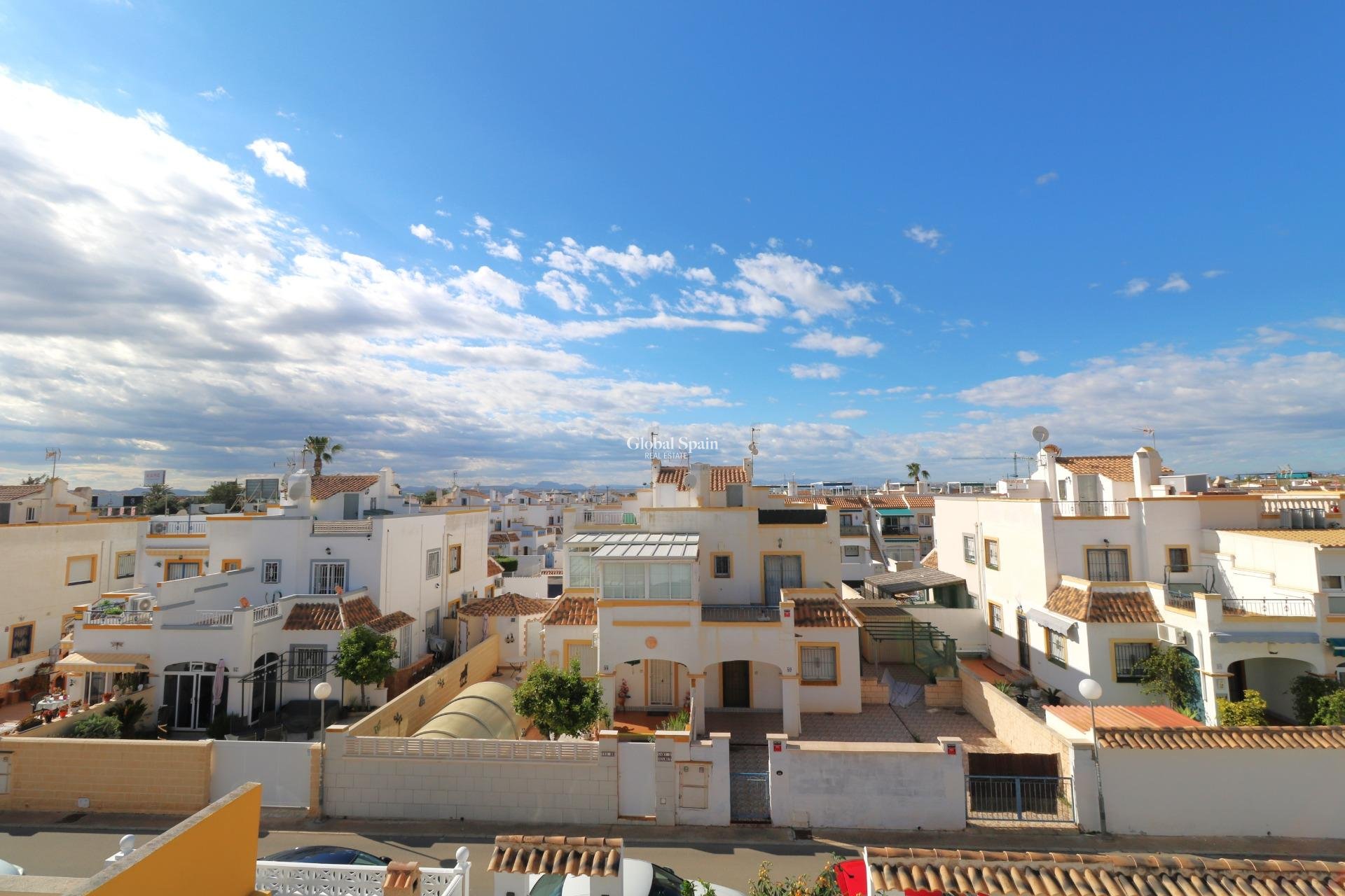 Resale - HOUSE -
TORREVIEJA - Carrefour