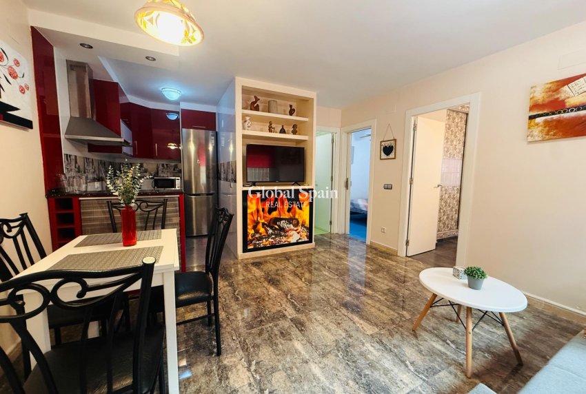 Resale - HOUSE -
TORREVIEJA - Carrefour