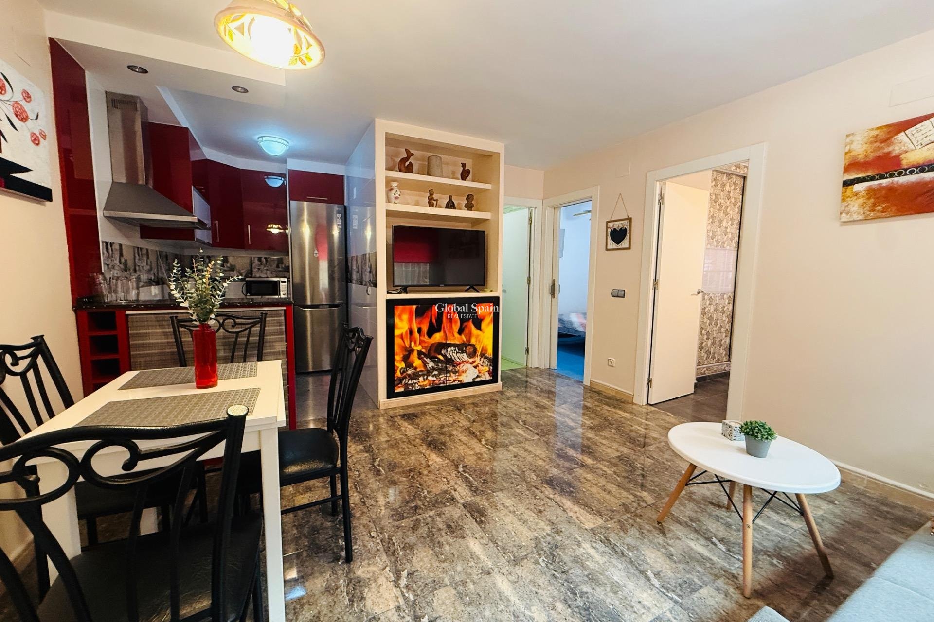 Resale - HOUSE -
TORREVIEJA - Carrefour