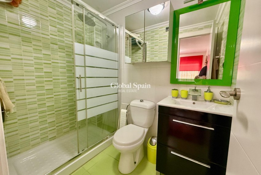 Resale - HOUSE -
TORREVIEJA - Carrefour