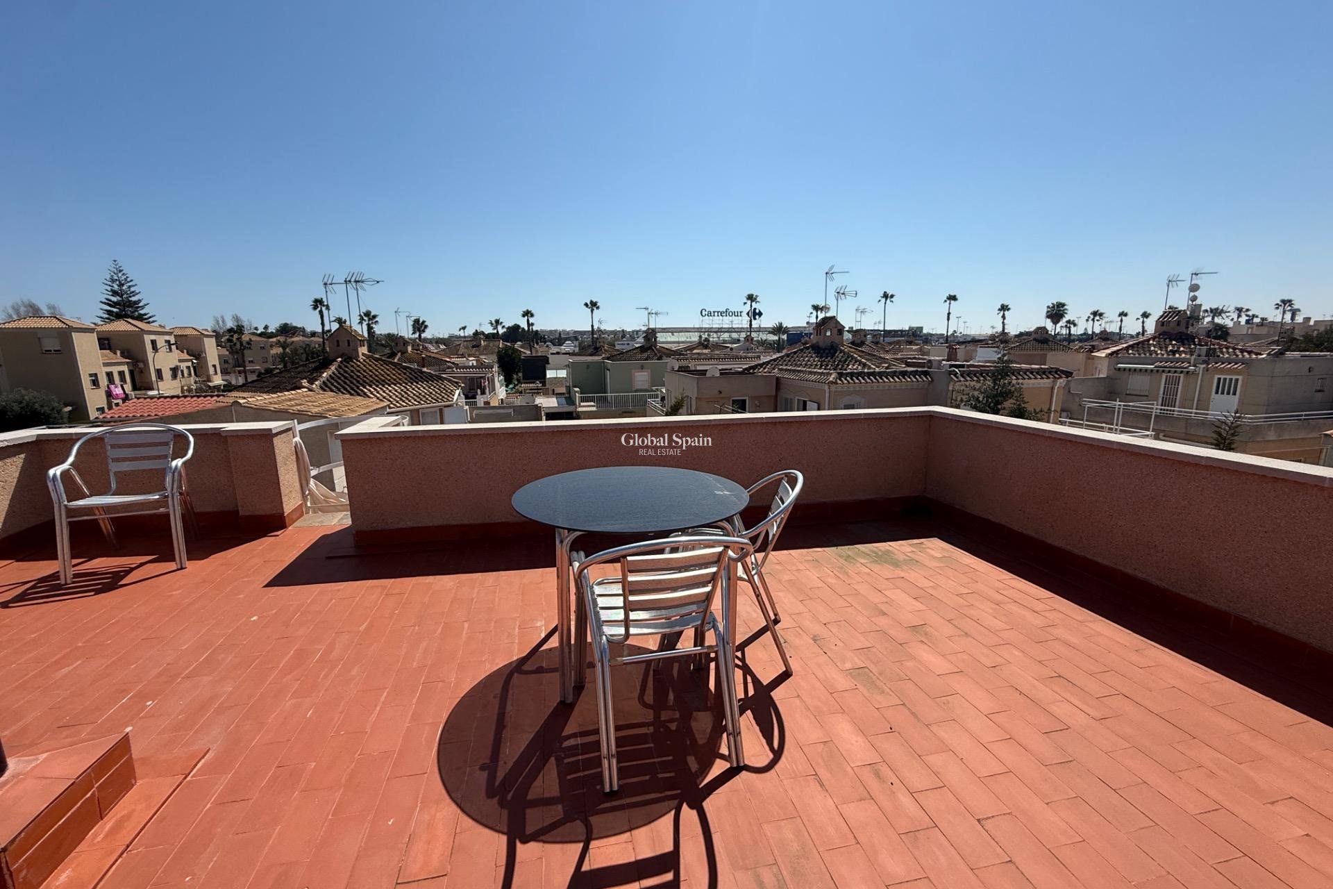 Resale - HOUSE -
TORREVIEJA - Carrefour