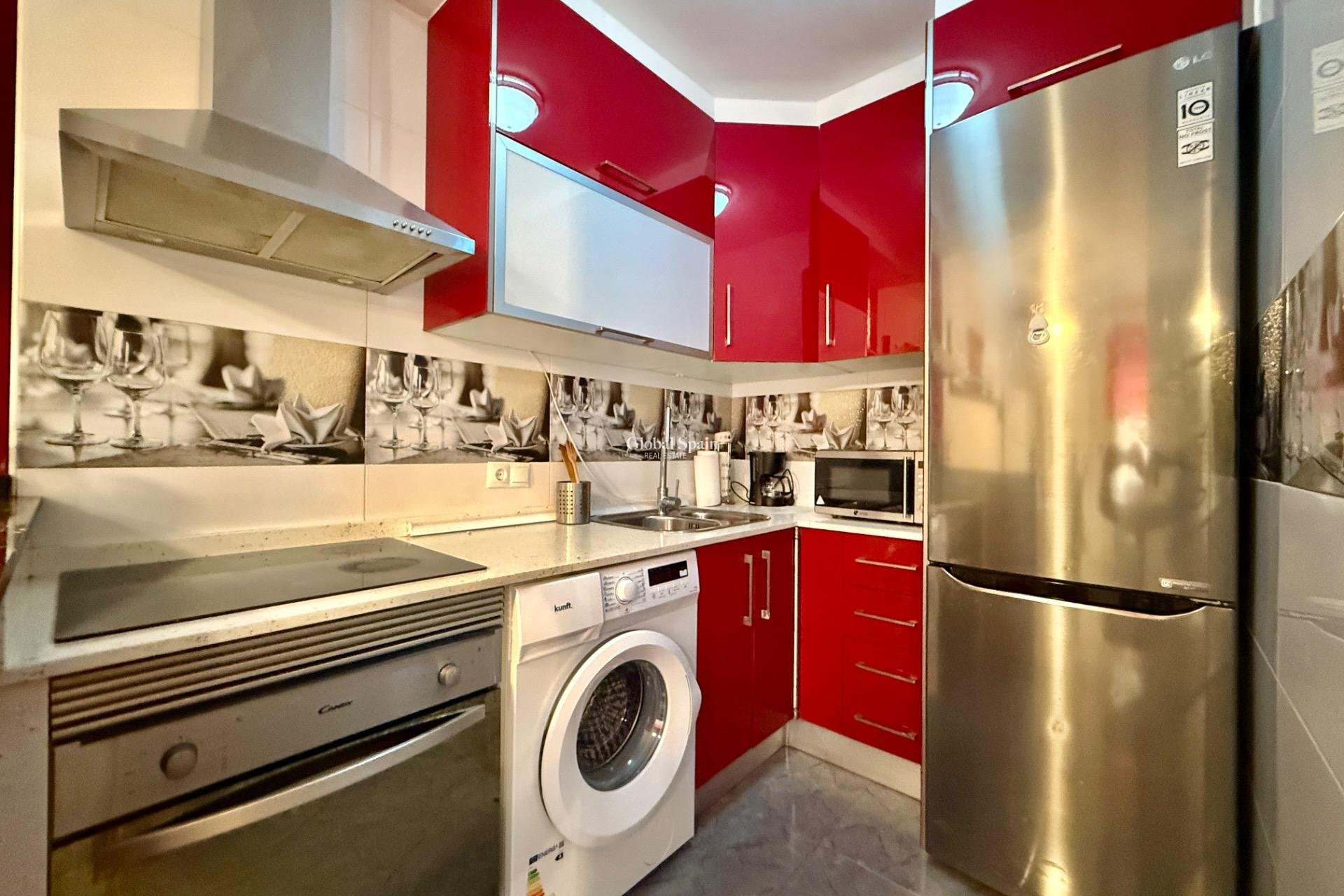 Resale - HOUSE -
TORREVIEJA - Carrefour