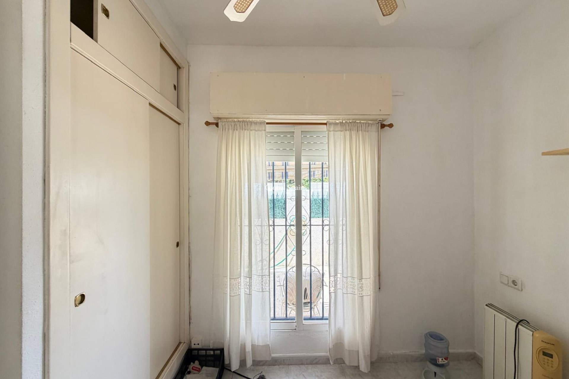 Resale - HOUSE -
TORREVIEJA - Carrefour