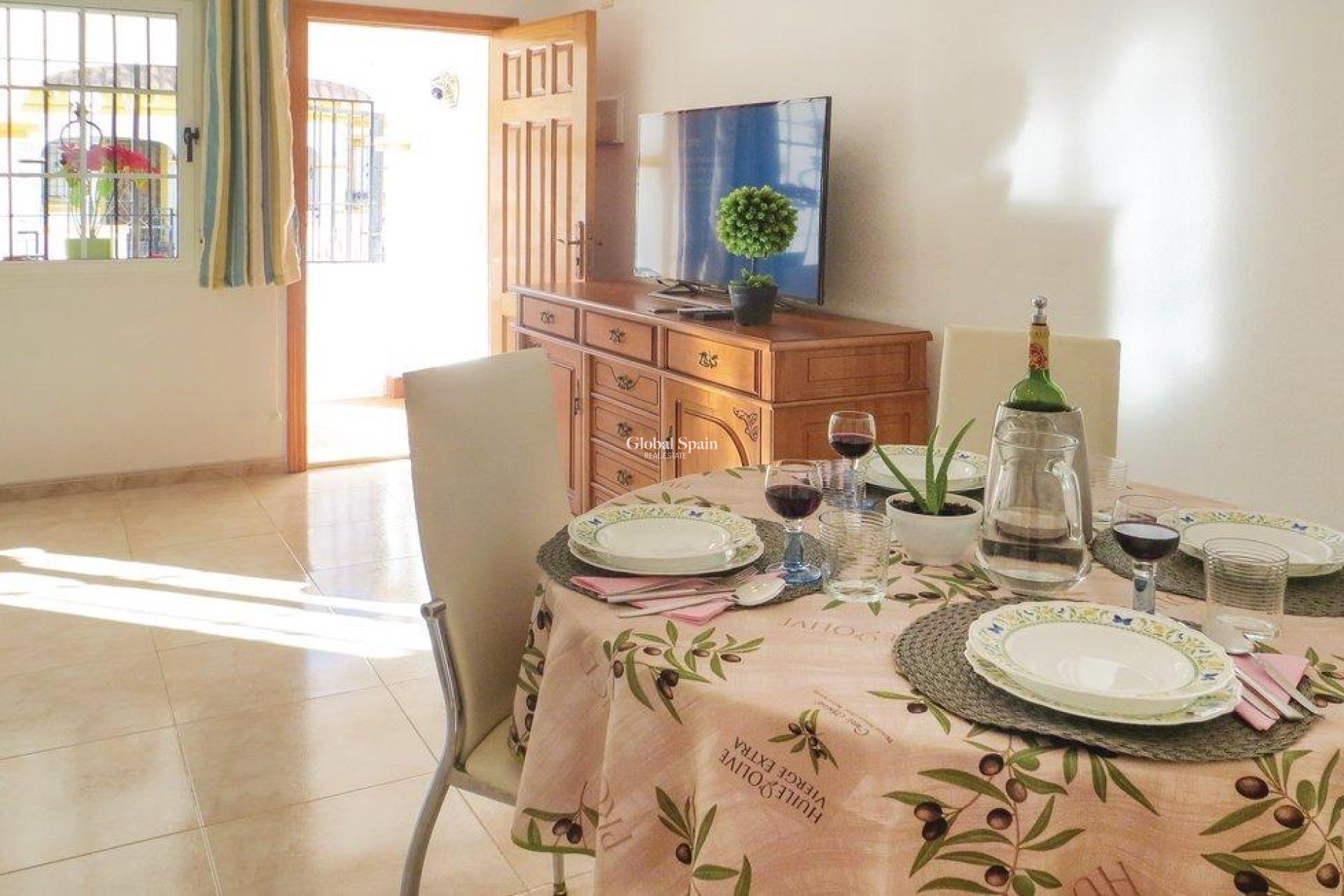 Resale - HOUSE -
TORREVIEJA - Carrefour