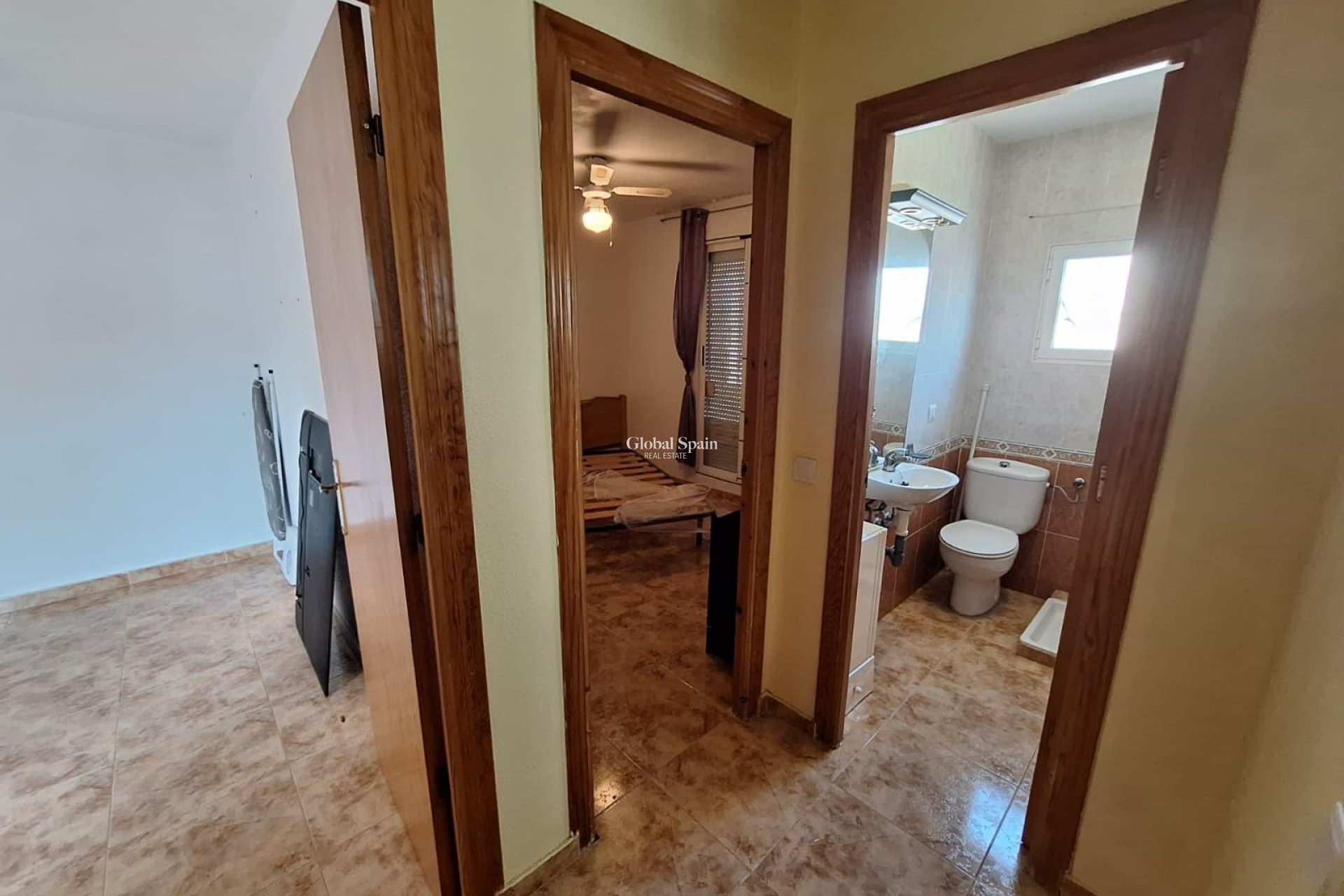 Resale - HOUSE -
TORREVIEJA - Carrefour