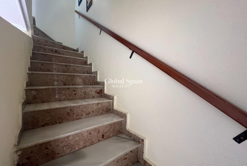 Resale - House -
TORREVIEJA - Center