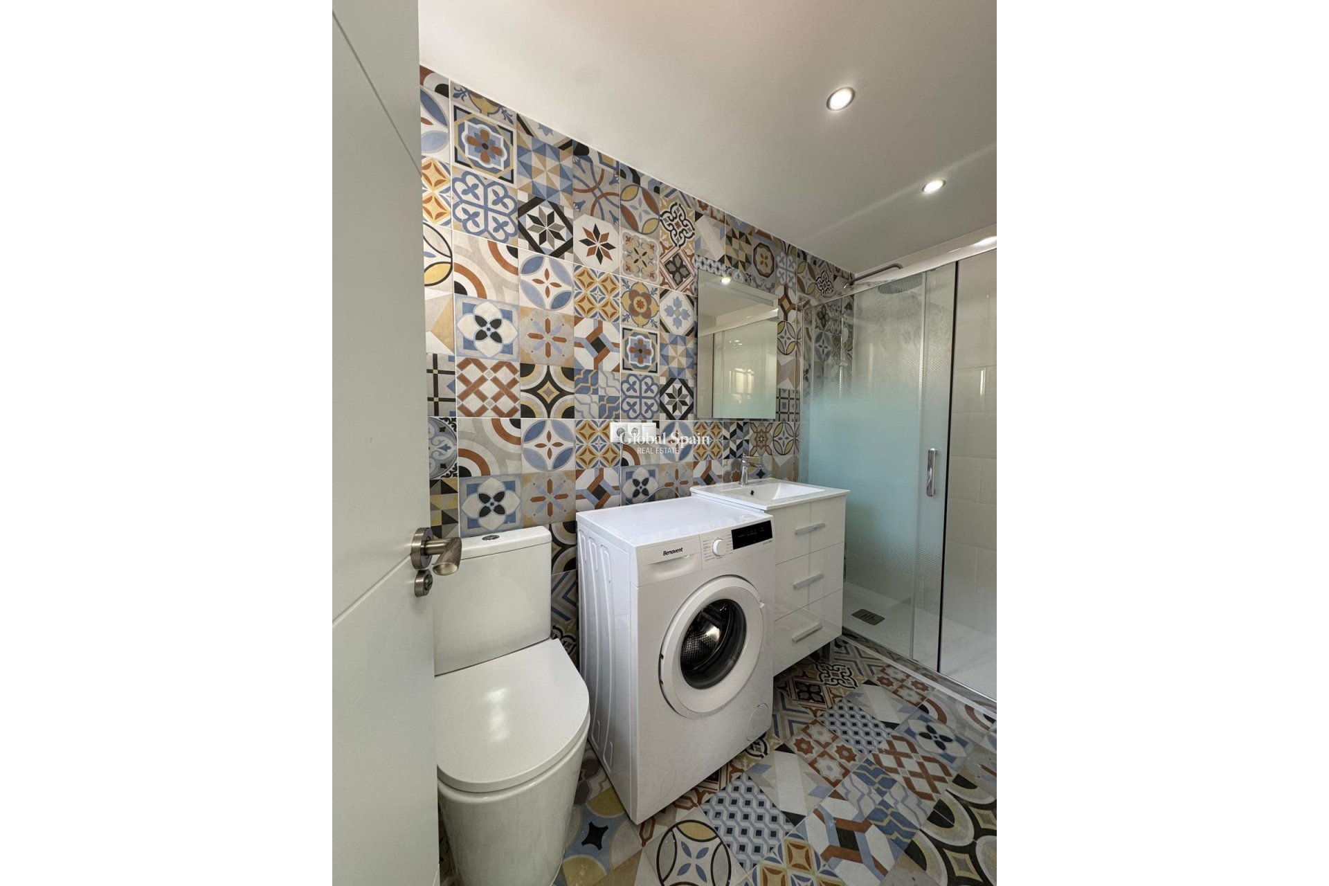 Resale - HOUSE -
TORREVIEJA - Center