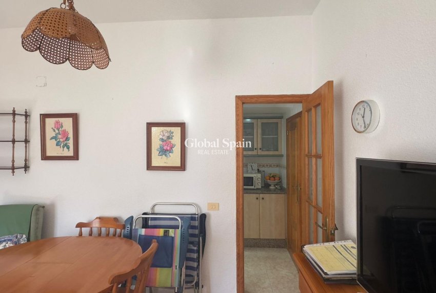 Resale - HOUSE -
TORREVIEJA - Center