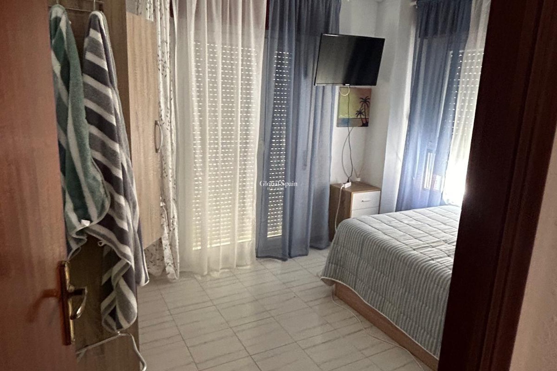 Resale - HOUSE -
TORREVIEJA - Center