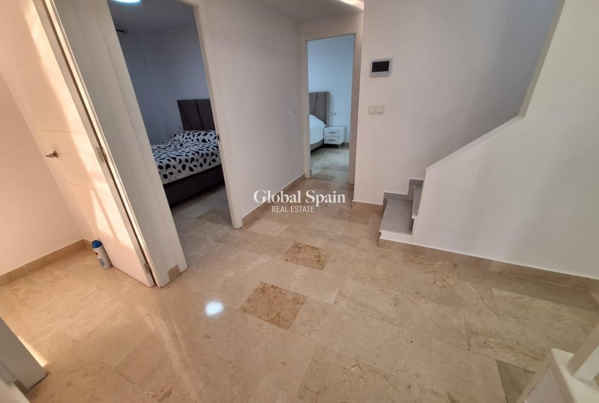 Resale - HOUSE -
TORREVIEJA - Center