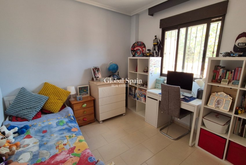 Resale - HOUSE -
TORREVIEJA - Costa Blanca Sur