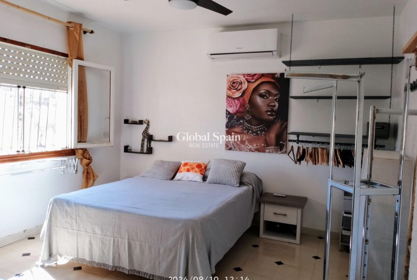 Resale - HOUSE -
TORREVIEJA - Costa Blanca Sur