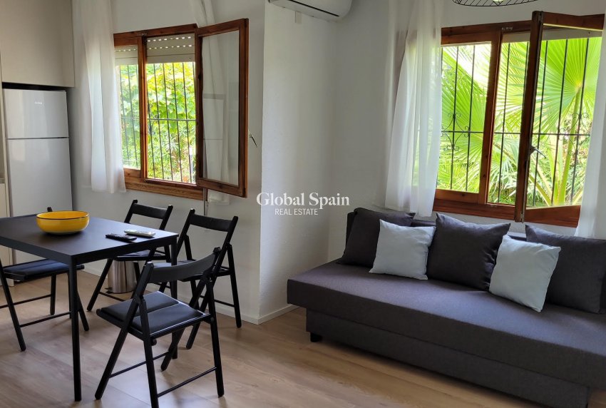 Resale - HOUSE -
TORREVIEJA - Costa Blanca Sur