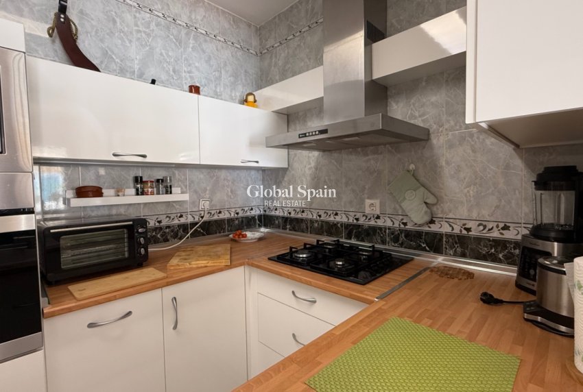 Resale - HOUSE -
TORREVIEJA - Costa Blanca Sur