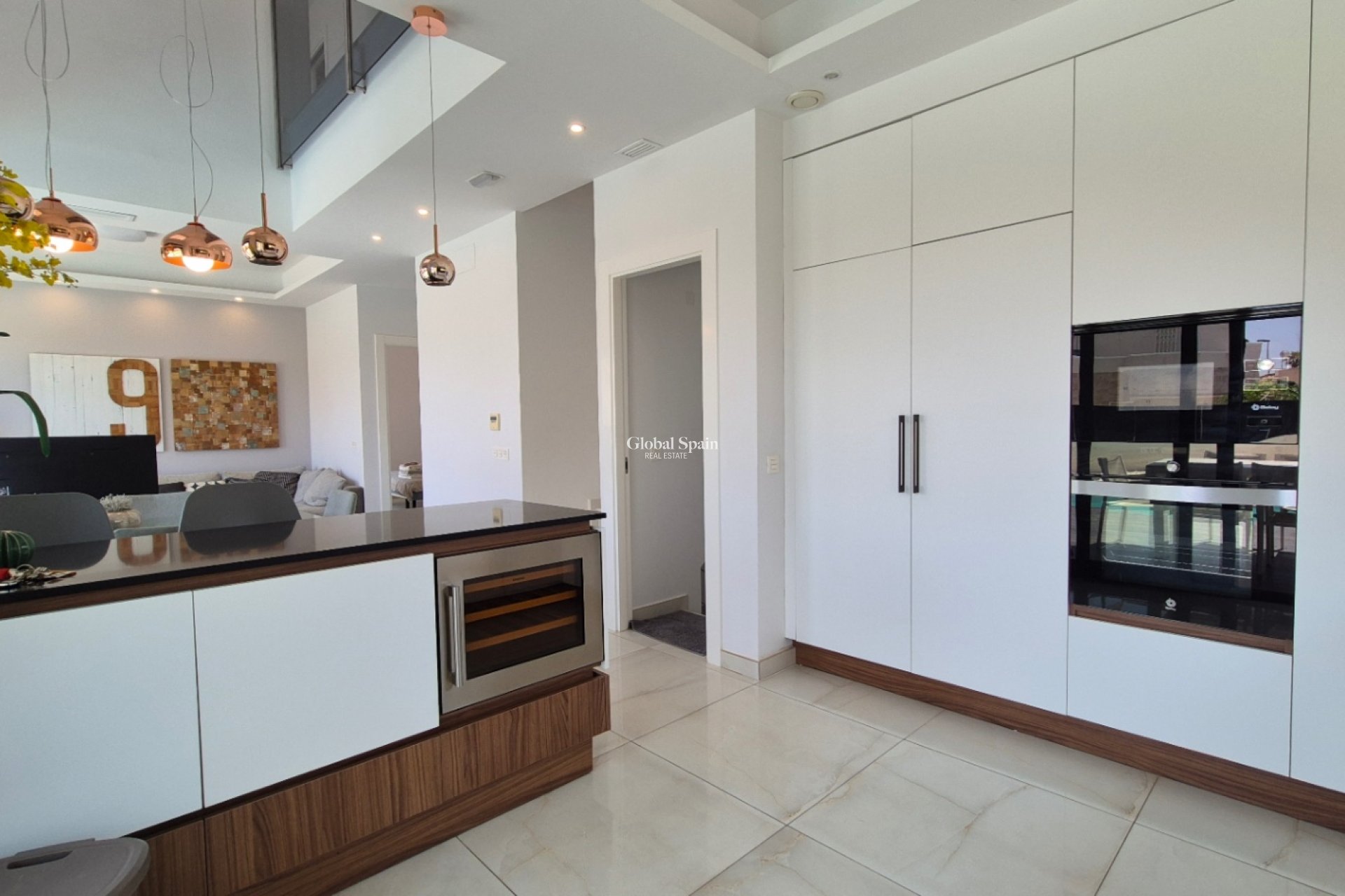 Resale - HOUSE -
TORREVIEJA - Costa Blanca Sur