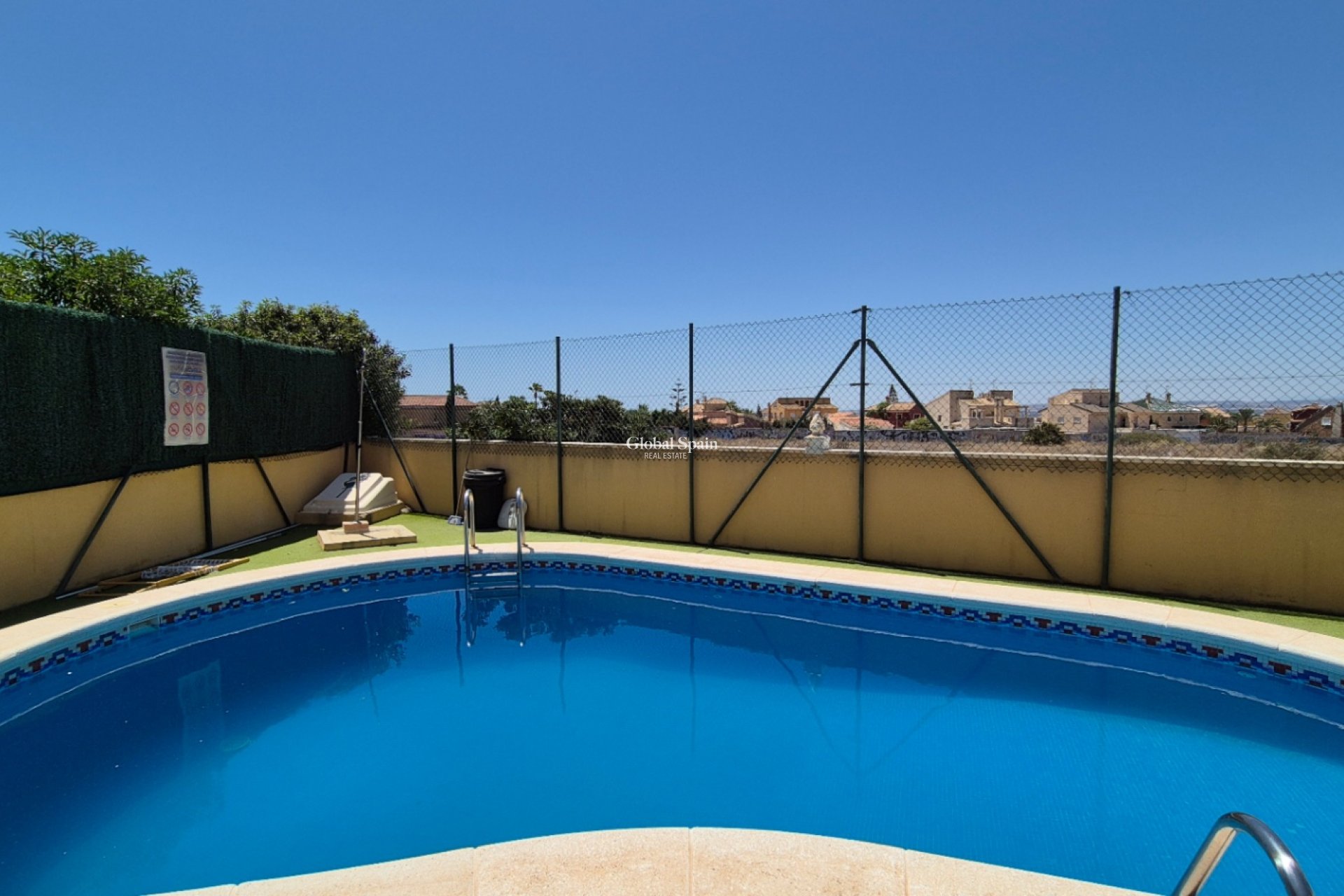 Resale - HOUSE -
TORREVIEJA - Costa Blanca Sur