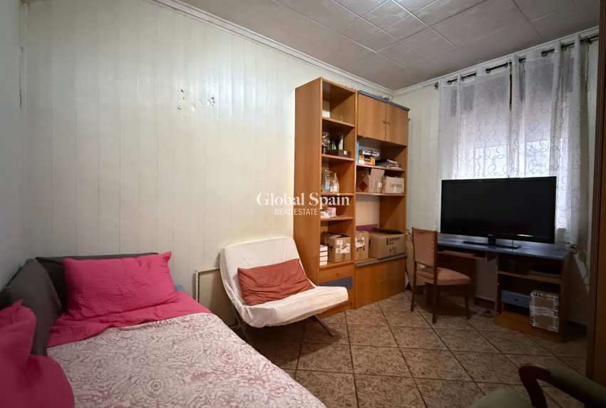 Resale - HOUSE -
TORREVIEJA - Costa Blanca Sur