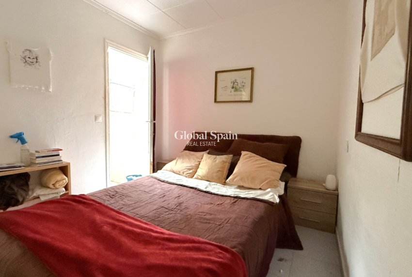 Resale - House -
TORREVIEJA - Costa Blanca Sur