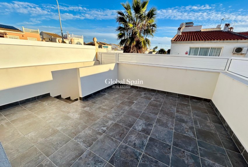 Resale - HOUSE -
TORREVIEJA - Costa Blanca