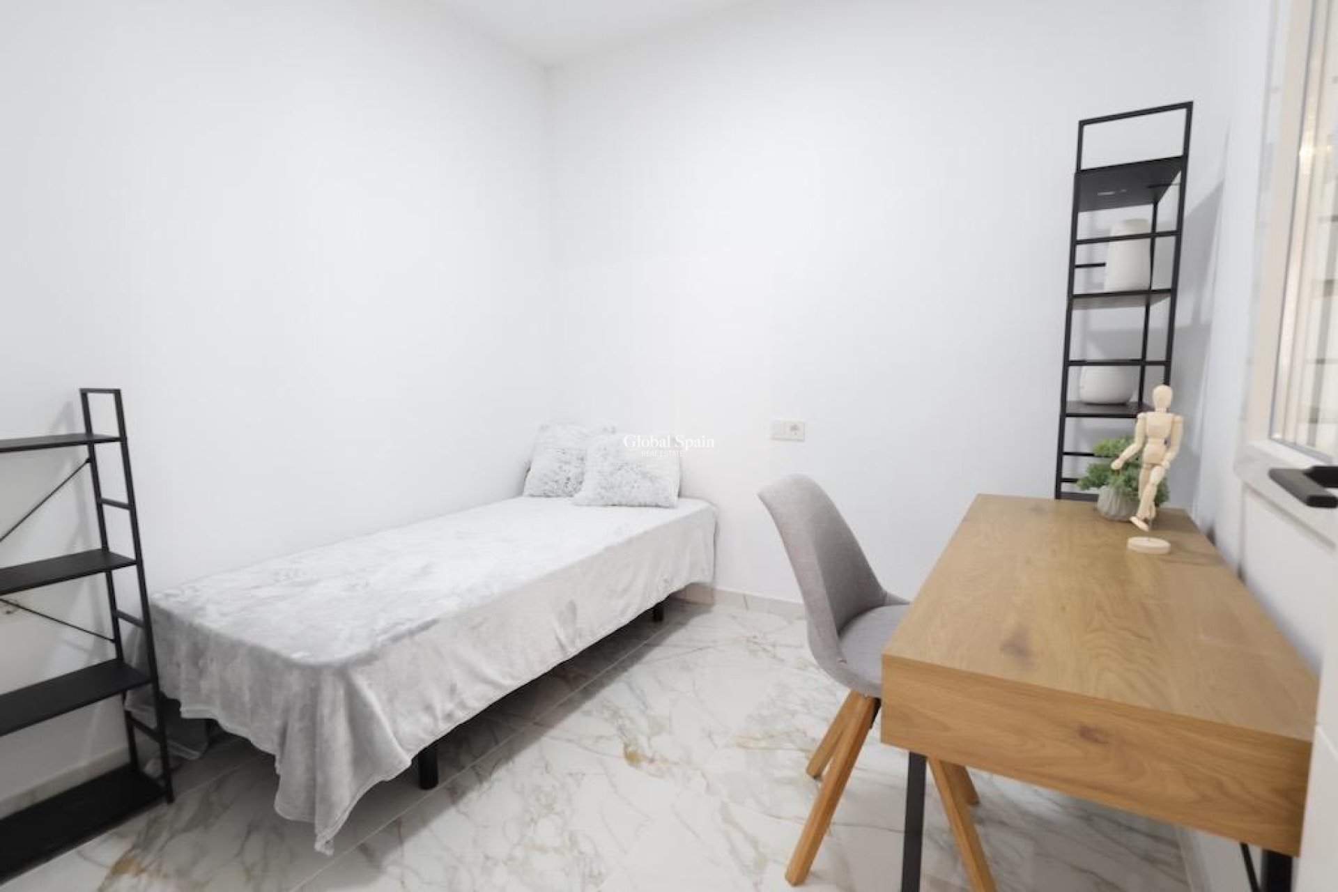Resale - HOUSE -
TORREVIEJA - Costa Blanca