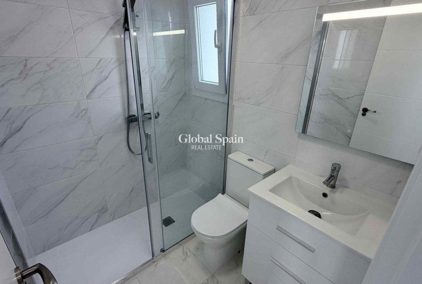 Resale - HOUSE -
TORREVIEJA - Costa Blanca