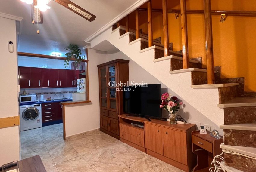 Resale - HOUSE -
TORREVIEJA - Costa Blanca