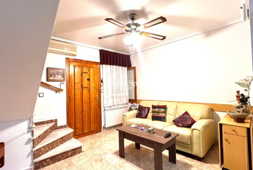 Resale - HOUSE -
TORREVIEJA - Costa Blanca