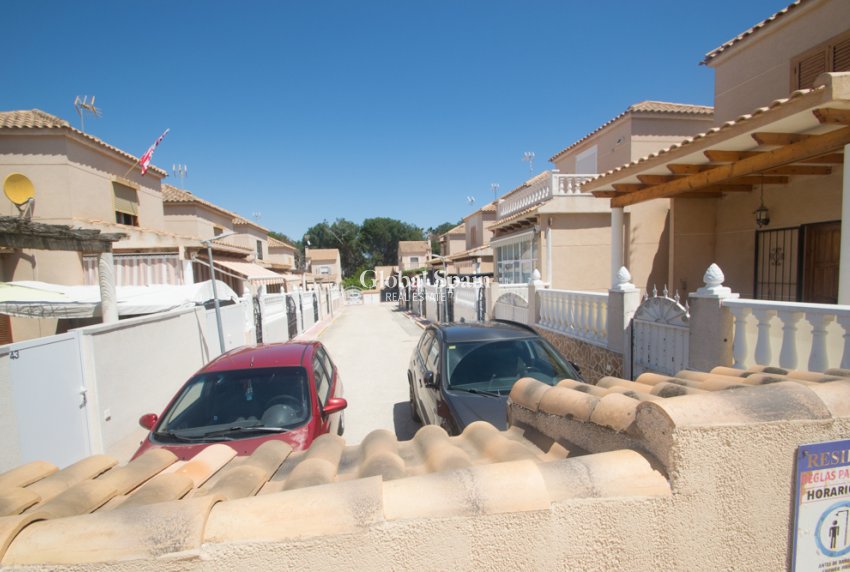 Resale - HOUSE -
TORREVIEJA - Costa Blanca
