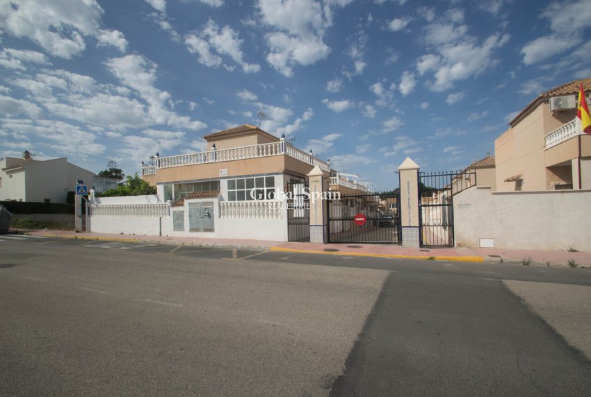 Resale - HOUSE -
TORREVIEJA - Costa Blanca