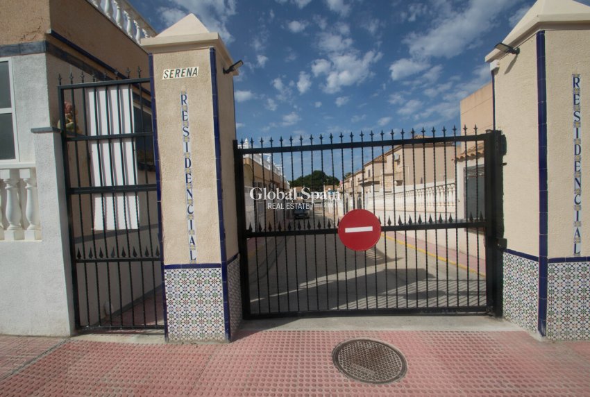 Resale - HOUSE -
TORREVIEJA - Costa Blanca