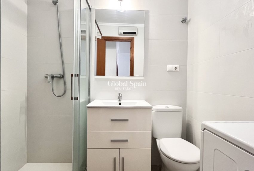 Resale - HOUSE -
TORREVIEJA - Costa Blanca