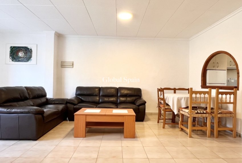 Resale - HOUSE -
TORREVIEJA - Costa Blanca