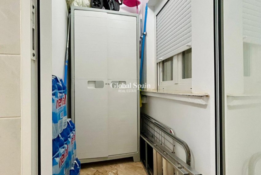 Resale - HOUSE -
TORREVIEJA - Costa Blanca