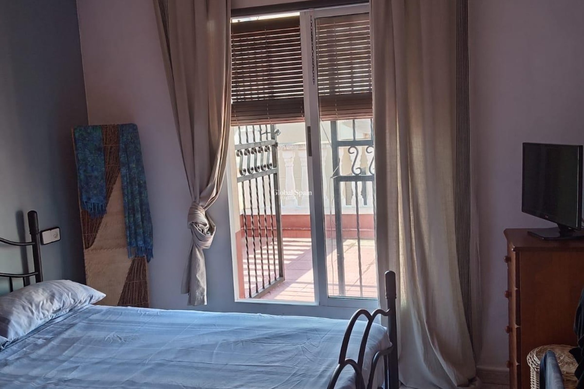 Resale - HOUSE -
TORREVIEJA - Costa Blanca