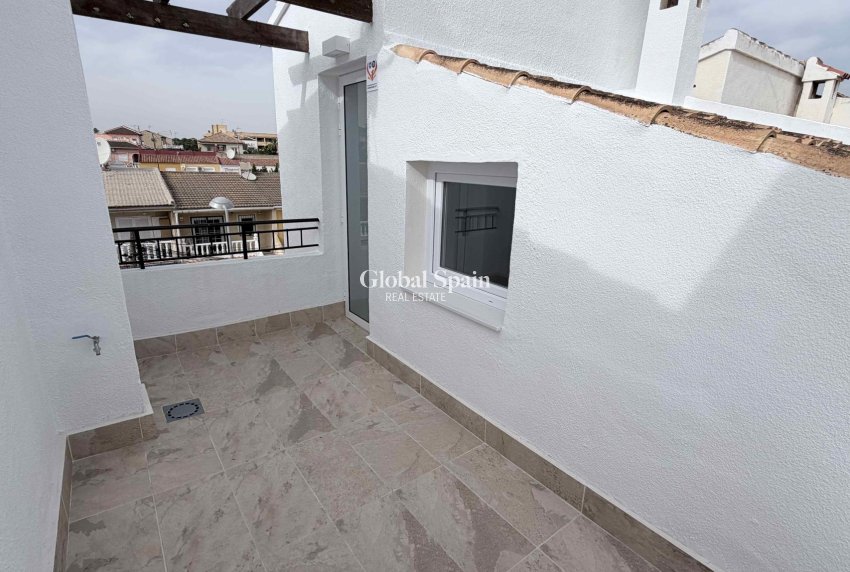 Resale - HOUSE -
TORREVIEJA - Costa Blanca