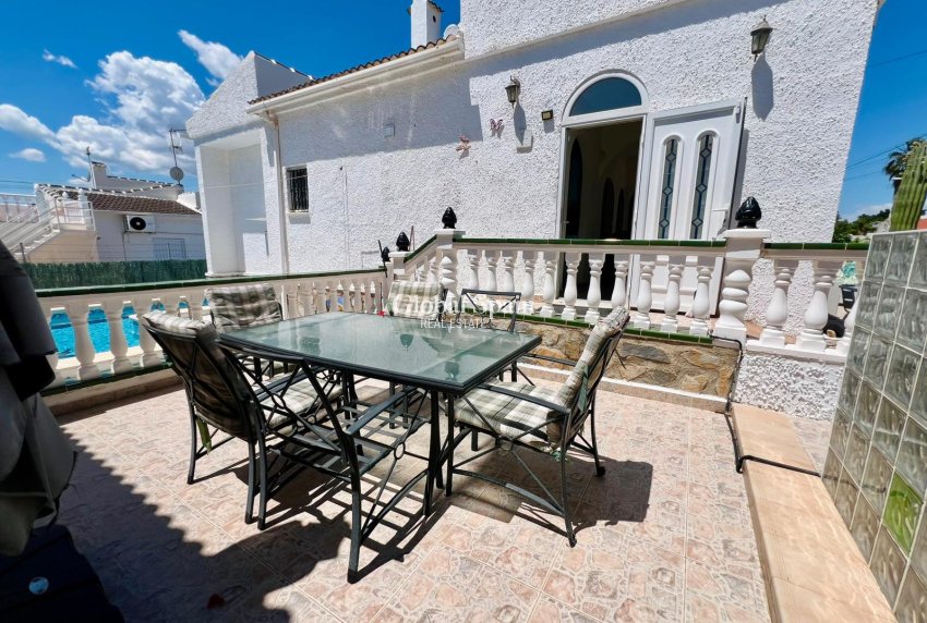 Resale - HOUSE -
TORREVIEJA - Costa Blanca