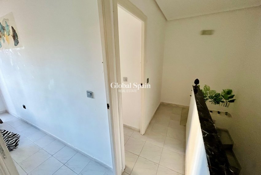 Resale - HOUSE -
TORREVIEJA - Costa Blanca