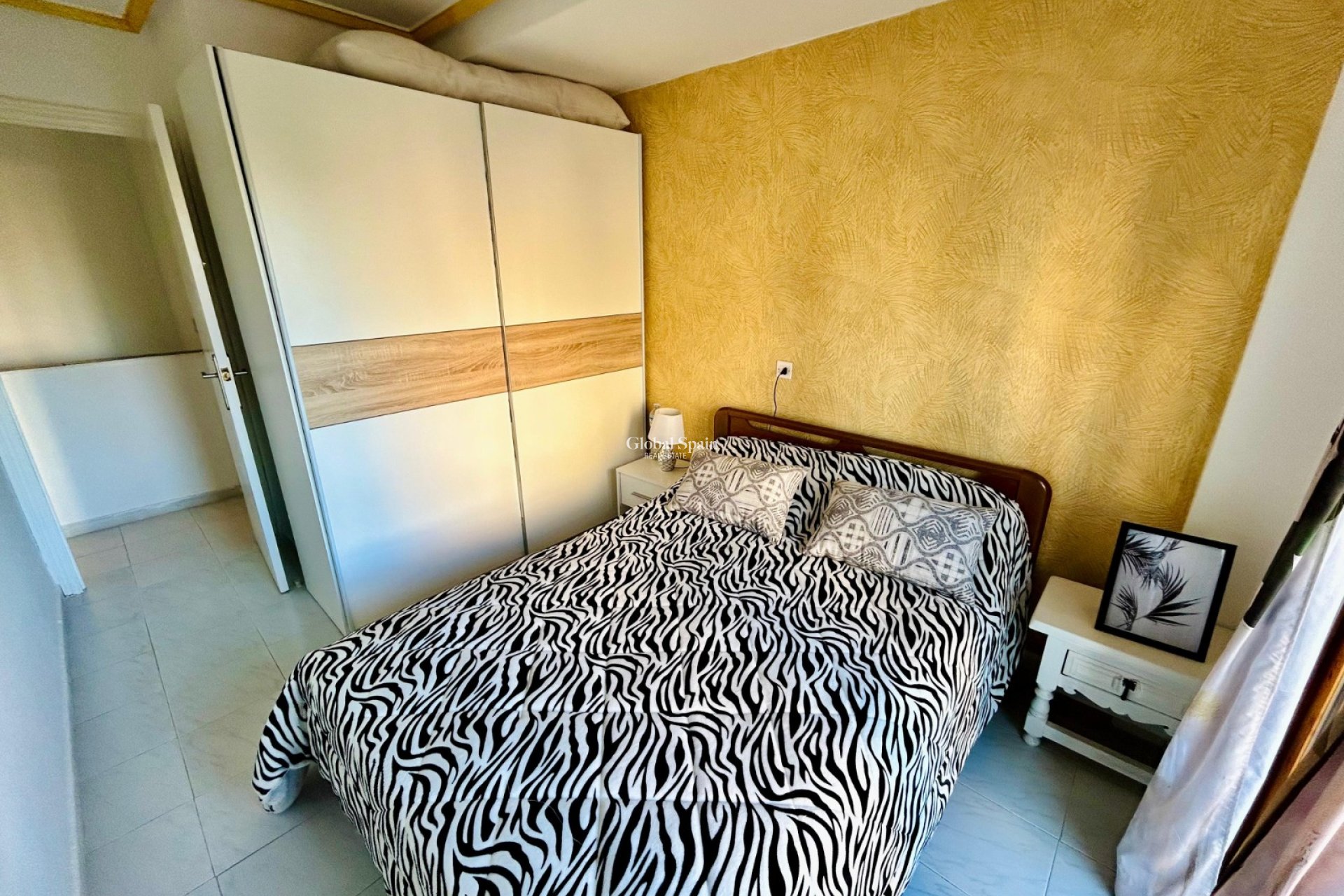 Resale - HOUSE -
TORREVIEJA - Costa Blanca