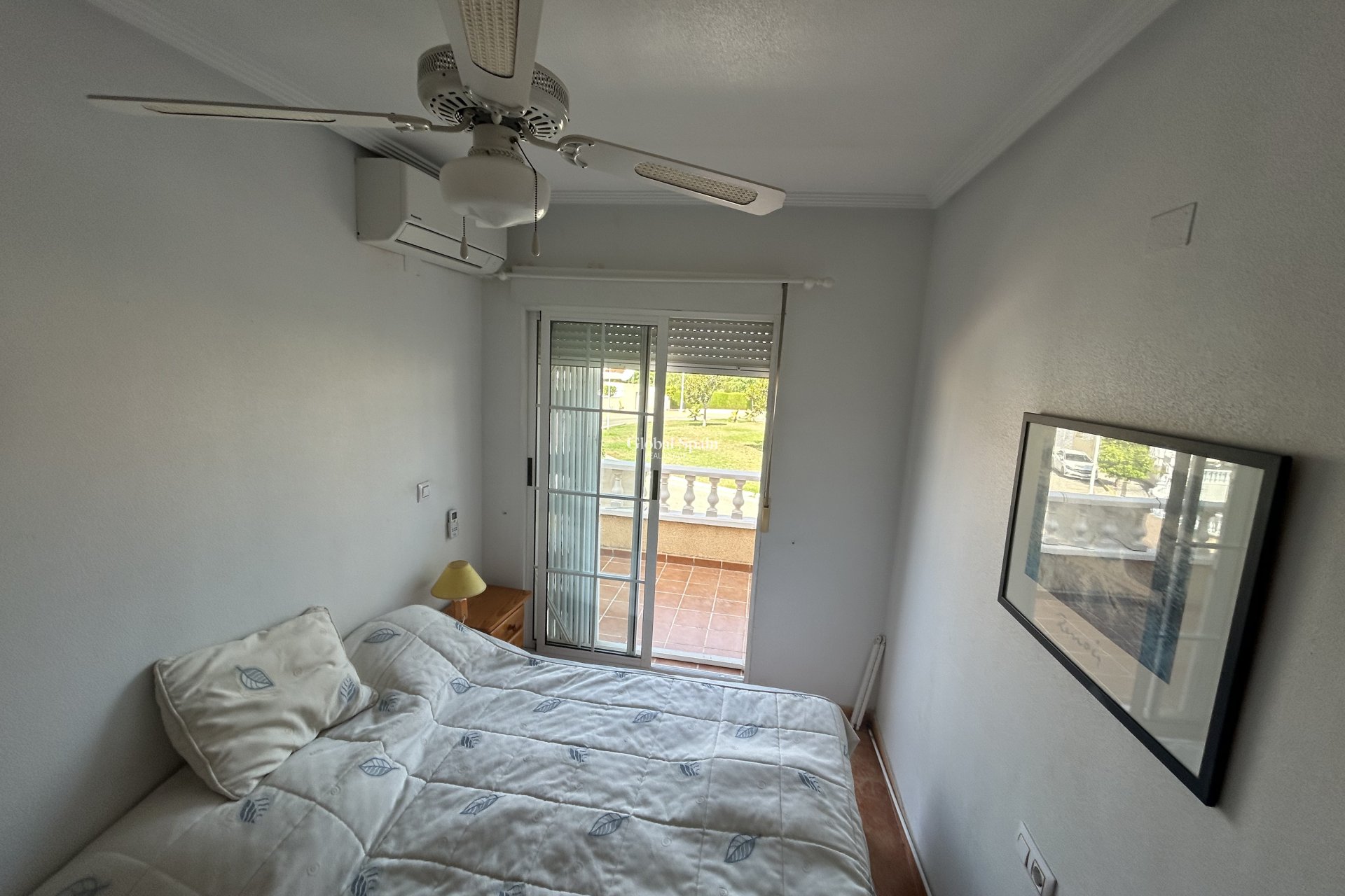 Resale - HOUSE -
TORREVIEJA - Costa Blanca