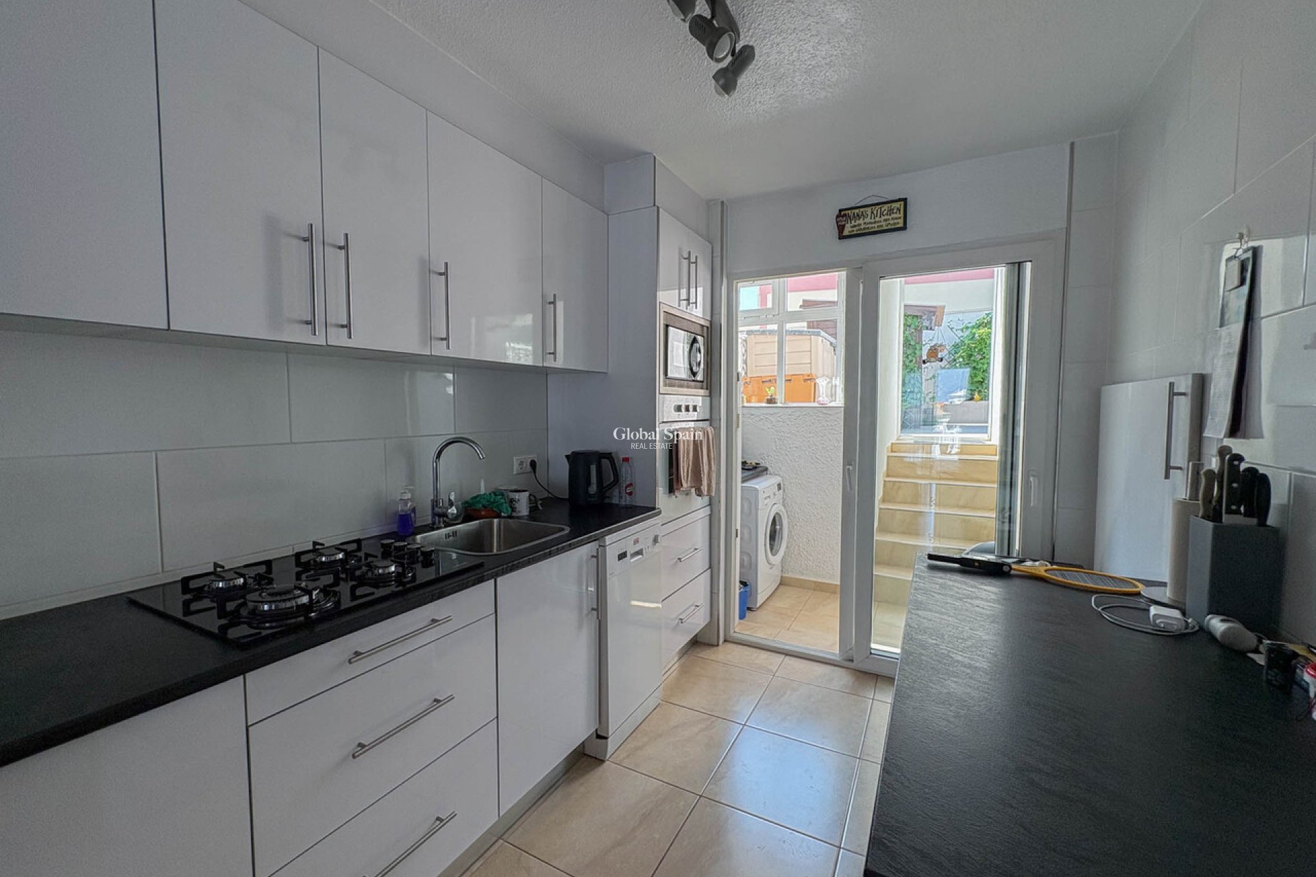 Resale - HOUSE -
TORREVIEJA - Costa Blanca