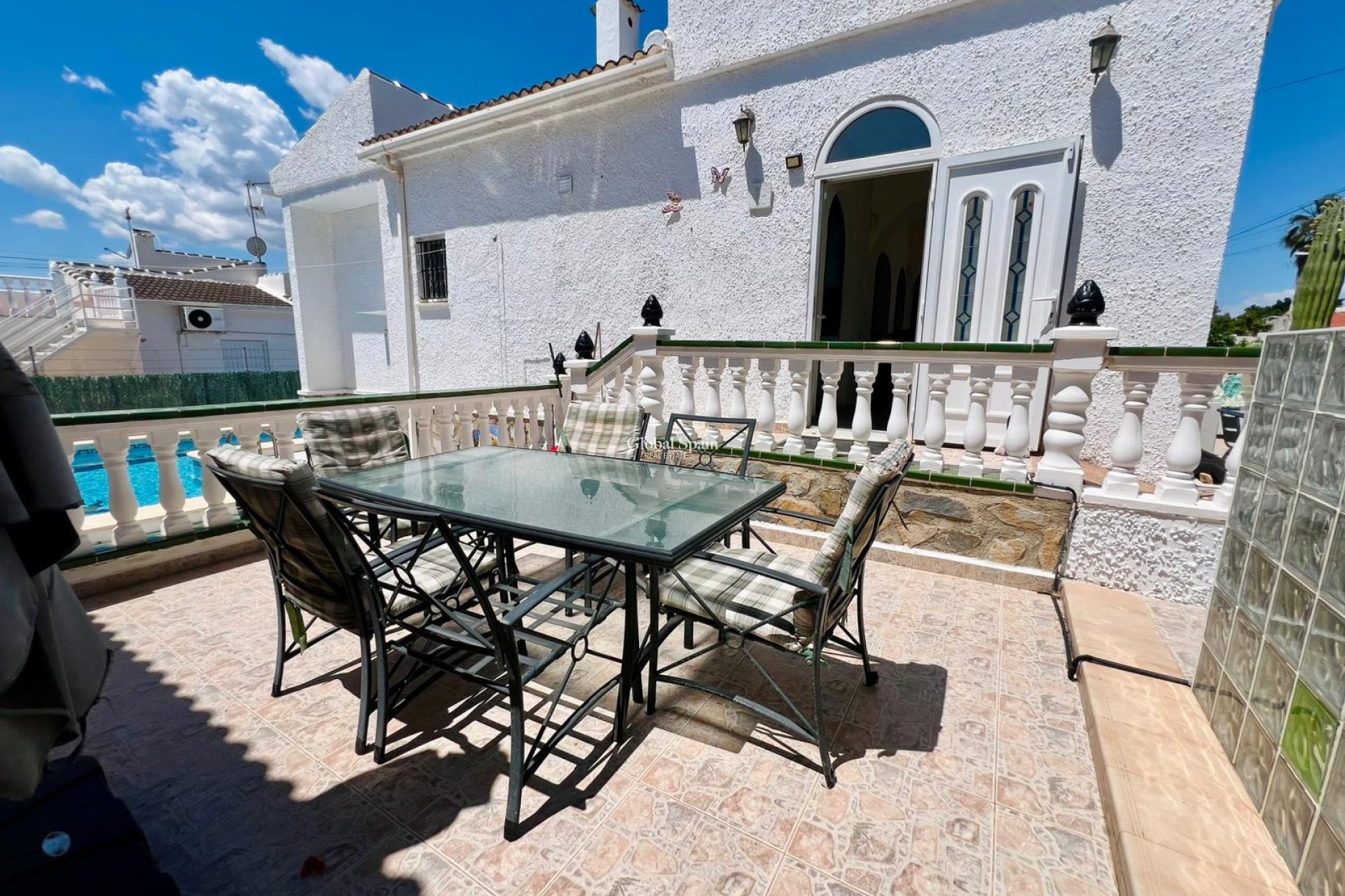 Resale - HOUSE -
TORREVIEJA - Costa Blanca
