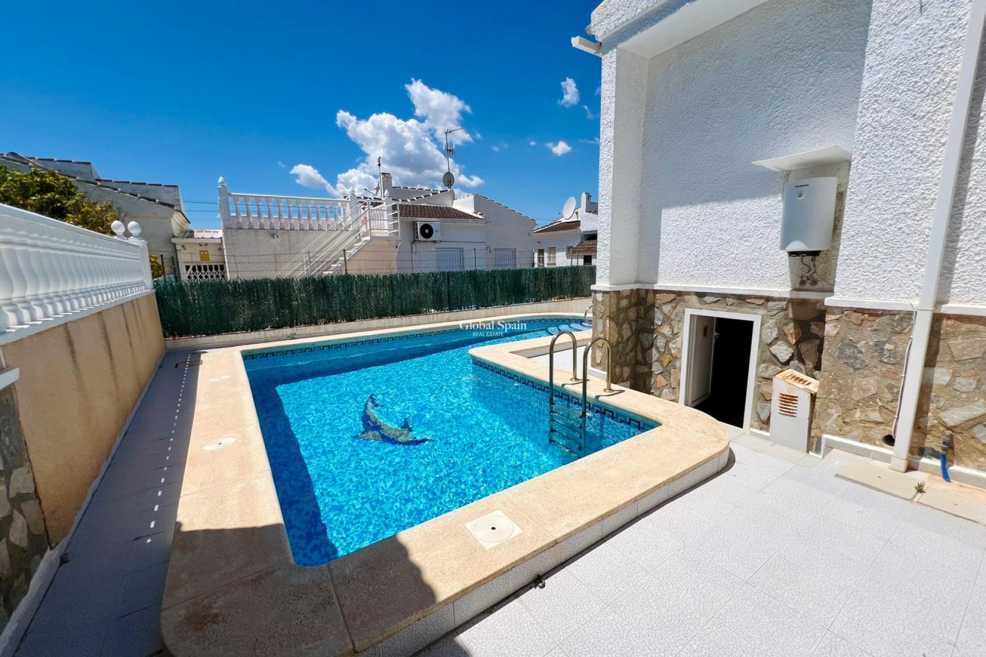 Resale - HOUSE -
TORREVIEJA - Costa Blanca