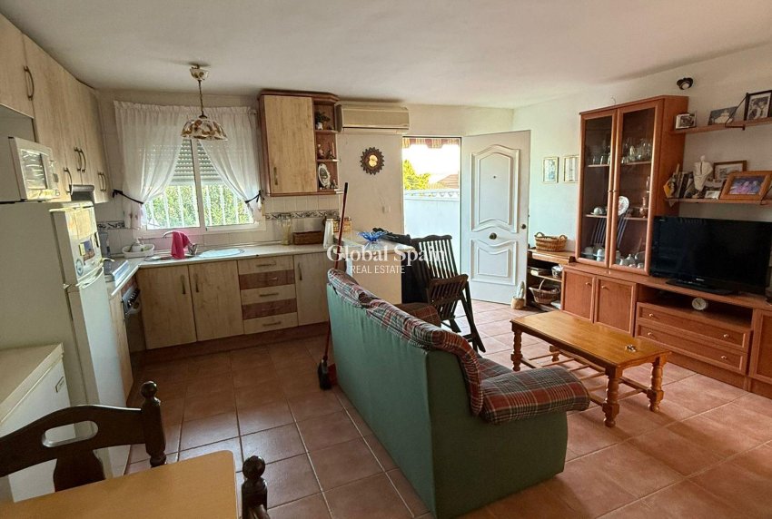 Resale - HOUSE -
TORREVIEJA - Costa Blanca