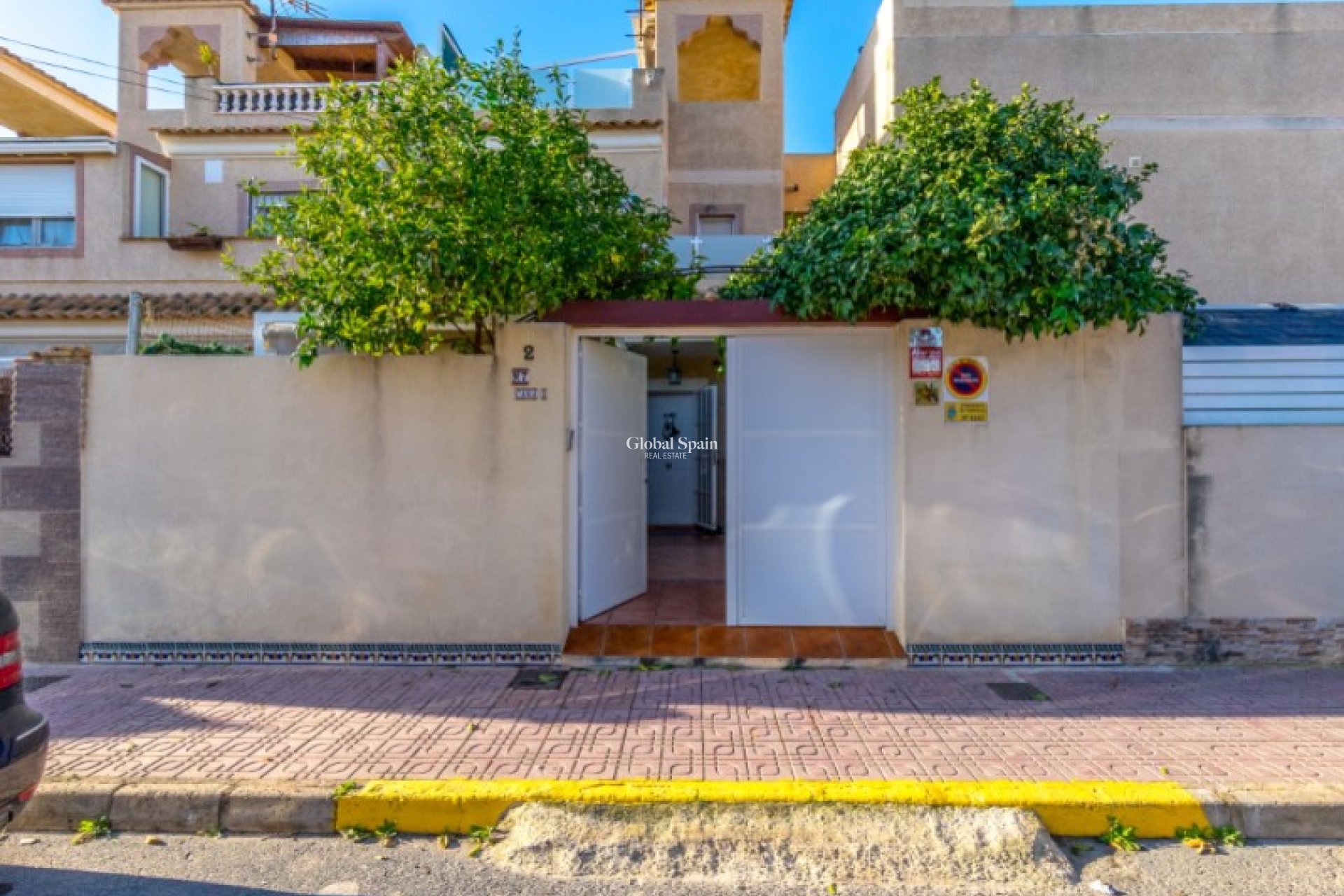 Resale - HOUSE -
TORREVIEJA - Costa Blanca