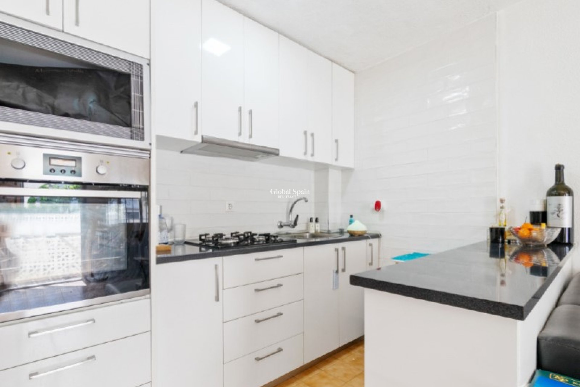 Resale - HOUSE -
TORREVIEJA - Costa Blanca