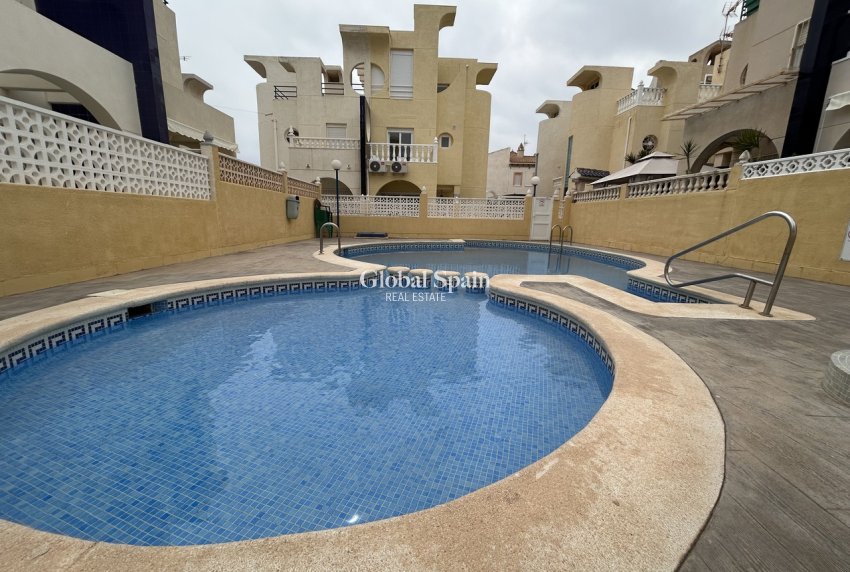 Resale - HOUSE -
TORREVIEJA - Costa Blanca