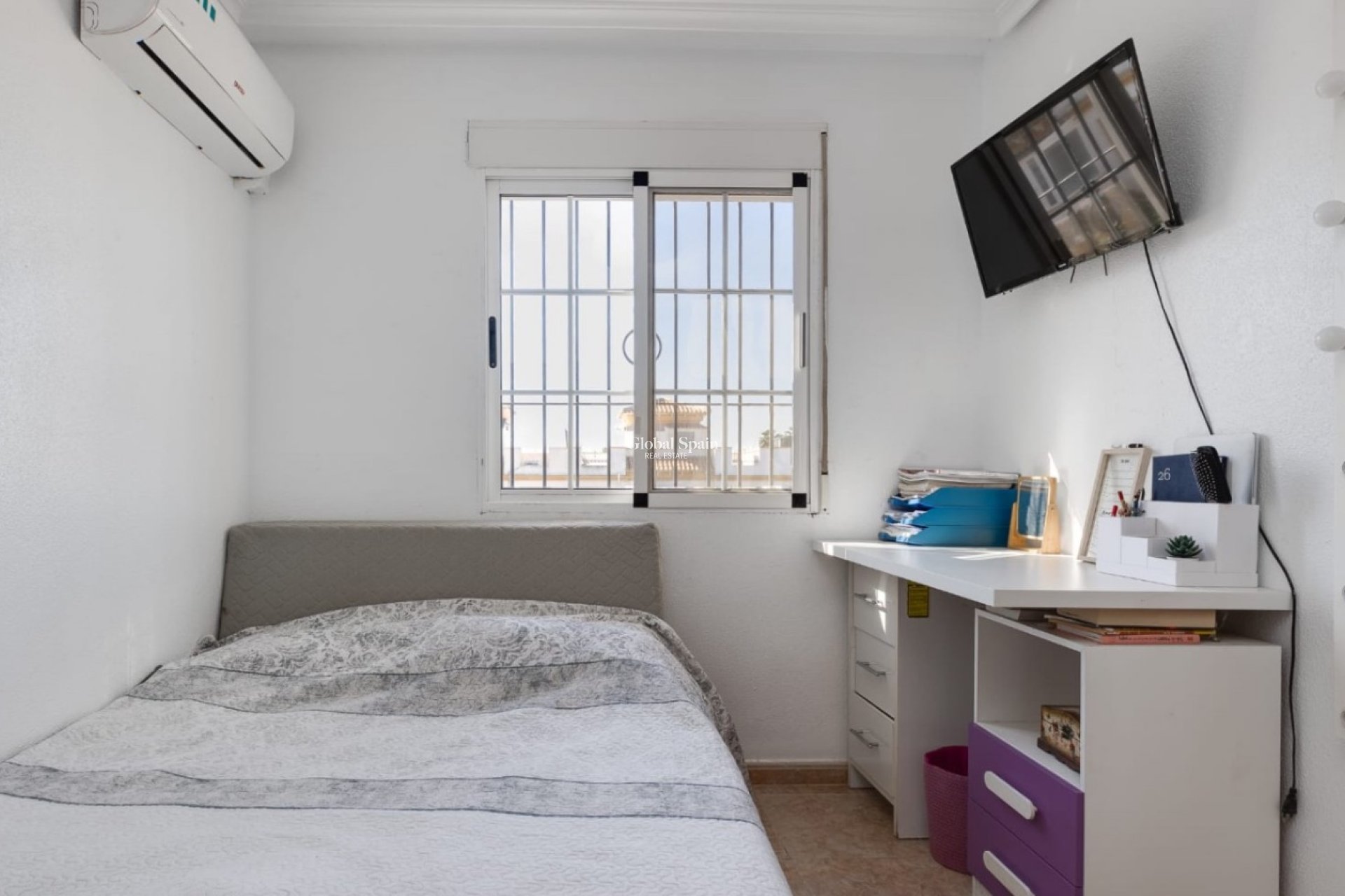 Resale - HOUSE -
TORREVIEJA - Costa Blanca